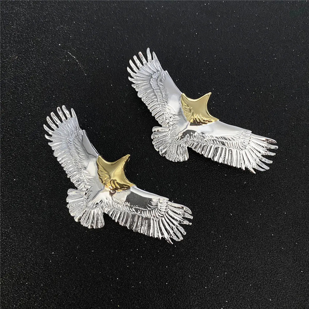 Gold-Plated Eagle Pendant - Fashionable and Versatile